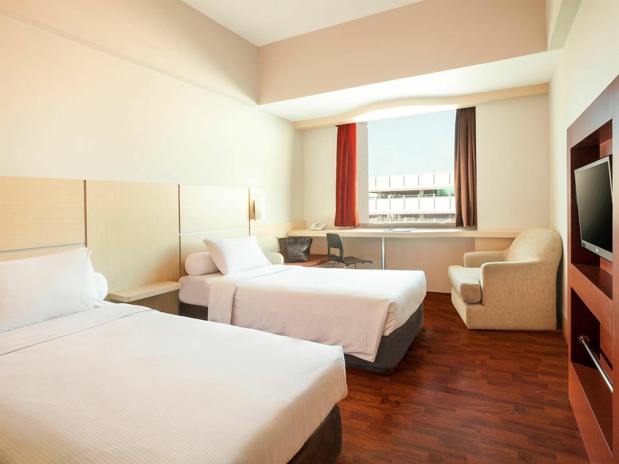Horison Arcadia Mangga Dua Hotel Jacarta Exterior foto